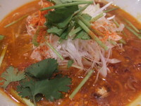 「【期間限定】極選・辛味そば　８５０円」@地球の中華そばの写真