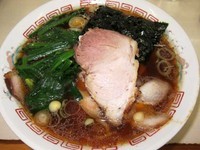 「青島ラーメン720円＋肉増し50円＋ほうれん草増し50円」@青島食堂 秋葉原店の写真