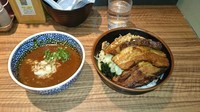 「新小岩ソースつけ麺＋豚2枚」@ラーメン燈郎の写真
