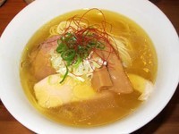 「塩ラーメン　800円」@ラーメン屋 トイ・ボックスの写真