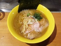 「【限定】伊勢海老煮干しらーめん」@らーめん 惠本将裕の写真