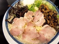 「W辛子高菜ラーメン」@博多ラーメン しばらく 西新店の写真