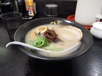 「半熟煮玉子らーめん」@らーめん二男坊 海老名店の写真