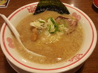 「こってり正油らーめん(並盛・160)628円」@東京とんこつ とんとら 天川大島店の写真