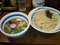 「期間限定麺 塩つけ麺 もとぶ香ネギ三段仕立て」@東池袋大勝軒 沖縄宜野湾店の写真