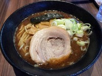 「ラーメン並盛（７８０円）」@麺屋 ひかりの写真