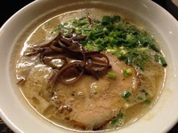 「博多ラーメン＋替玉」@博多ラーメン 不知火の写真