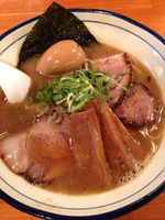 「味玉チャーシューメン大盛り 1050+100+100」@瞠 池袋店の写真