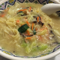 「☆煮込みラーメン☆」@中国ラーメン 揚州商人 末吉橋店の写真