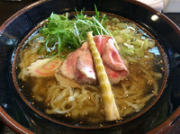 「しょうゆらーめん  大盛り  700円」@麺匠えにしの写真