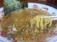 「中華そば500円＋玉ねぎ多め50円」@中華そば 吾衛門の写真