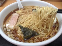 「ワンタンめん（大盛り）」@らーめん どんぐりの写真