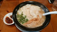 「濃厚エビワンタン麺」@広州市場 中目黒店の写真