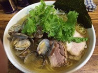 「【本日のスペシャル】殻付きアサリ塩ラーメン（1000円）」@宗家一条流がんこラーメン 池袋店の写真