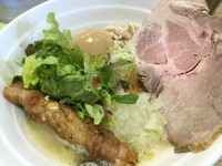 「特製鶏ソバ　980円」@NOODLE STOCK 鶴おかの写真