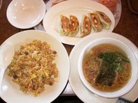 「チャーハン＋半ラーメン＋餃子のセット　960円」@バーミヤン 茨城那珂町店の写真