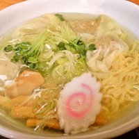 「塩ワンタン麺＋ミニチャーハン(600円＋200円)」@じょう吉亭の写真