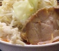 「激辛レッド（中）880円」@ジャンクガレッジ 熊谷店の写真