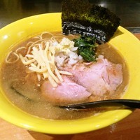 「伊勢海老煮干ラーメン」@らーめん 惠本将裕の写真