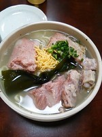「ソーキそば大盛、炊き込みご飯(写真を失念)」@高江洲そば 大和店の写真