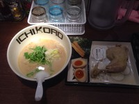 「特級鶏そば」@鶏そば十番 156 ICHIKORO 麻布十番店の写真