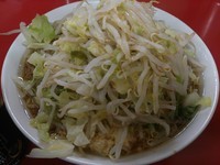 「小ラーメン（ニンニク、ヤサイ、カラメ）」@ラーメン二郎 茨城守谷店の写真