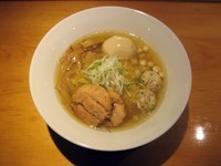 「中華そば塩720円+特製250円」@國分ラーメン食堂の写真
