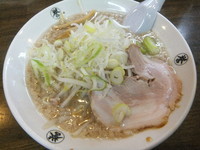 「しょうゆらーめん670円(9周年記念300円)ギト濃」@こってりらーめん 誉の写真