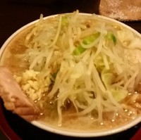 「荒井らーめん （麺大盛り370g、野菜増し、大蒜）８２０円」@麺屋 荒井の写真