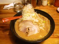 「味噌ラーメン（野菜増し、にんにく増し）　７９０円」@麺処 花田 神田店の写真