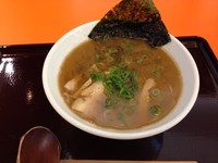 「魚介節らーめん」@らーめんたいざん 海老名SA店の写真