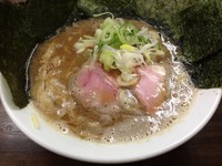 「豚骨煮干らぁ麺　+　のり」@麺屋庄太 津久井浜店の写真