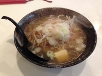 「塩ラーメン　+　バター」@一休の写真