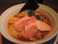 「鶏醤油らーめん」@らーめん専門 うしおととりの写真