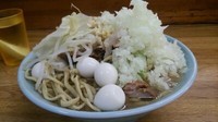 「らーめん＋うずらの卵＋たまねぎ」@ラーメン そらの写真