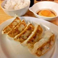 「武市ラーメン＋餃子(680円＋220円)」@武市商店の写真