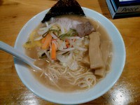 「ピクルスらーめん ￥780」@魚介とんこつらーめん 晴れ空の写真