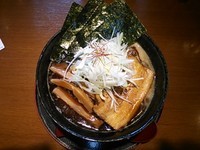 「焦がしそば（大盛）」@ゆいが 総本店の写真