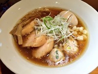 「中華そば（醤油）720円 + 特製250円」@國分ラーメン食堂の写真