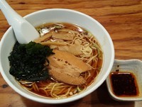 「朝の中華そば＋食べるラー油」@つけめん TETSU 所沢店の写真