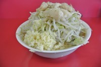 「ラーメン700円　野菜ニンニク脂」@ラーメン二郎 茨城守谷店の写真