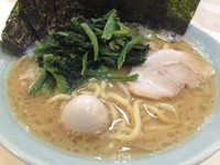 「ラーメン (中) 720円 + のり 50円」@壱六家 大森店の写真