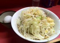 「汁なし650円(ヤサイ・ニンニク・カラメ・魚粉),生卵50円」@ラーメン二郎 環七一之江店の写真