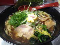 「鶏白湯煮干し醤油らーめん 750円」@博多鶏炊き濃厚らーめん ひのとり 東京東陽町本店の写真