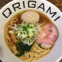 「ORIGAMIらーめん￥720円(中盛・味玉サービス)」@麺屋 ORIGAMIの写真