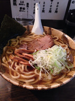 「ラーメン」@麺舗十六の写真