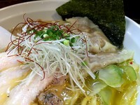 「塩ワンタン麺」@桜台らぁ麺 美志満の写真