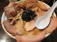 「煮干濃麺ＨＶ　塩（８００円）＋和え玉＋チャーシュー」@濃麺 海月の写真