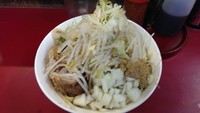 「たまラーメン、麺増し」@蓮爾 登戸店の写真