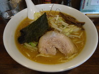 「冬季限定『味噌らはめん+中盛(￥850+無料)』」@ラハメン ヤマンの写真